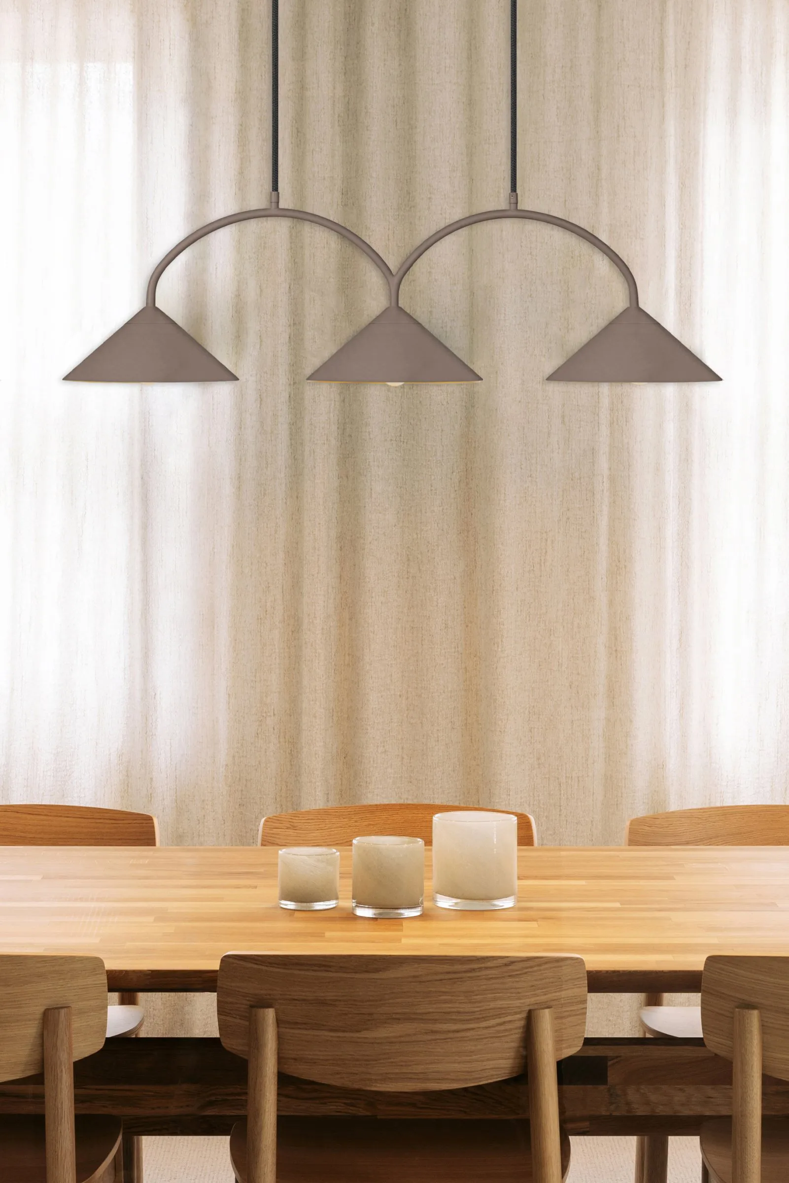 Curve riippuvalaisin 3, Mocha Globen Lighting