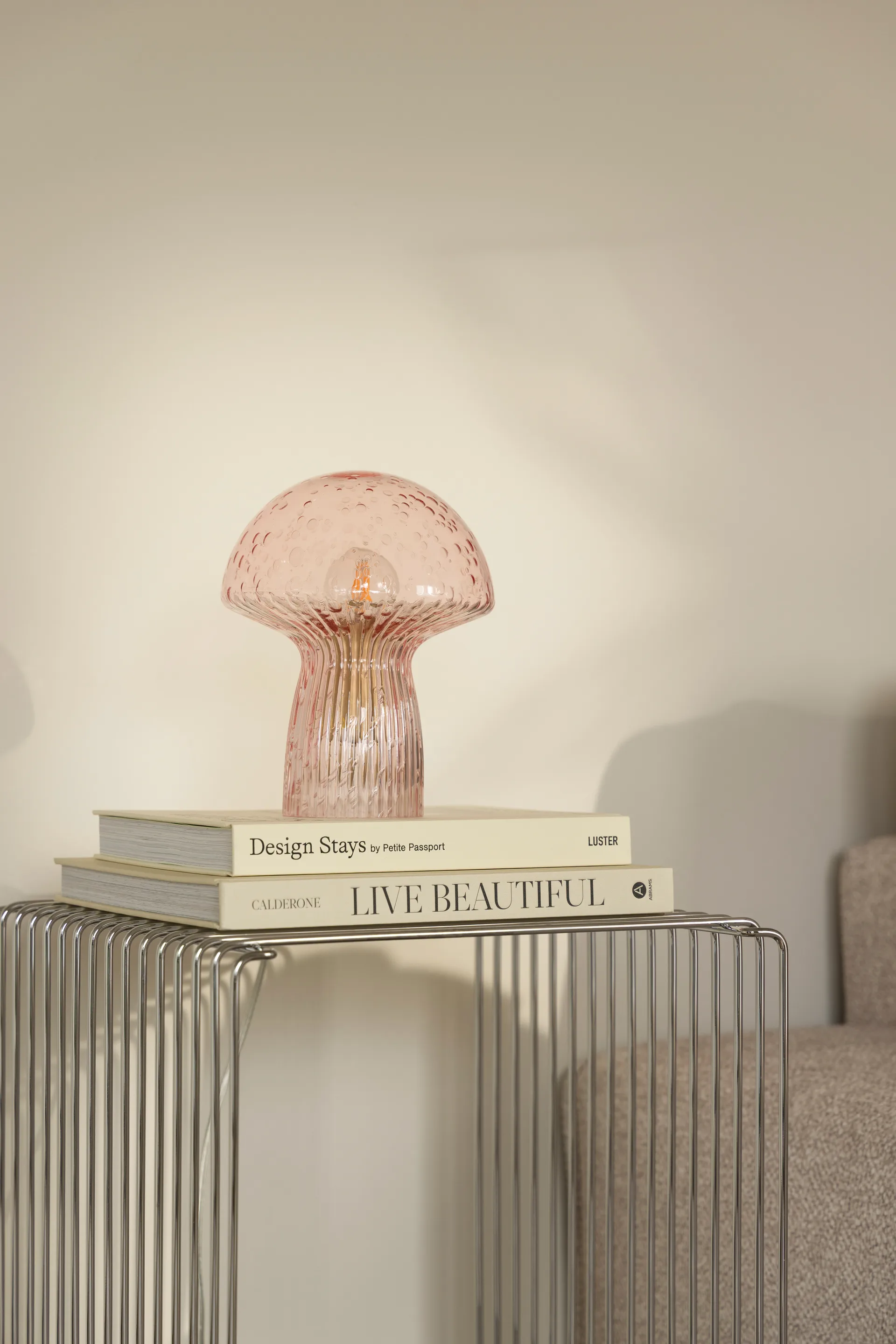 Fungo pöytävalaisin Special Edition Vaaleanpunainen, Ø16 cm, K:20 cm Globen Lighting