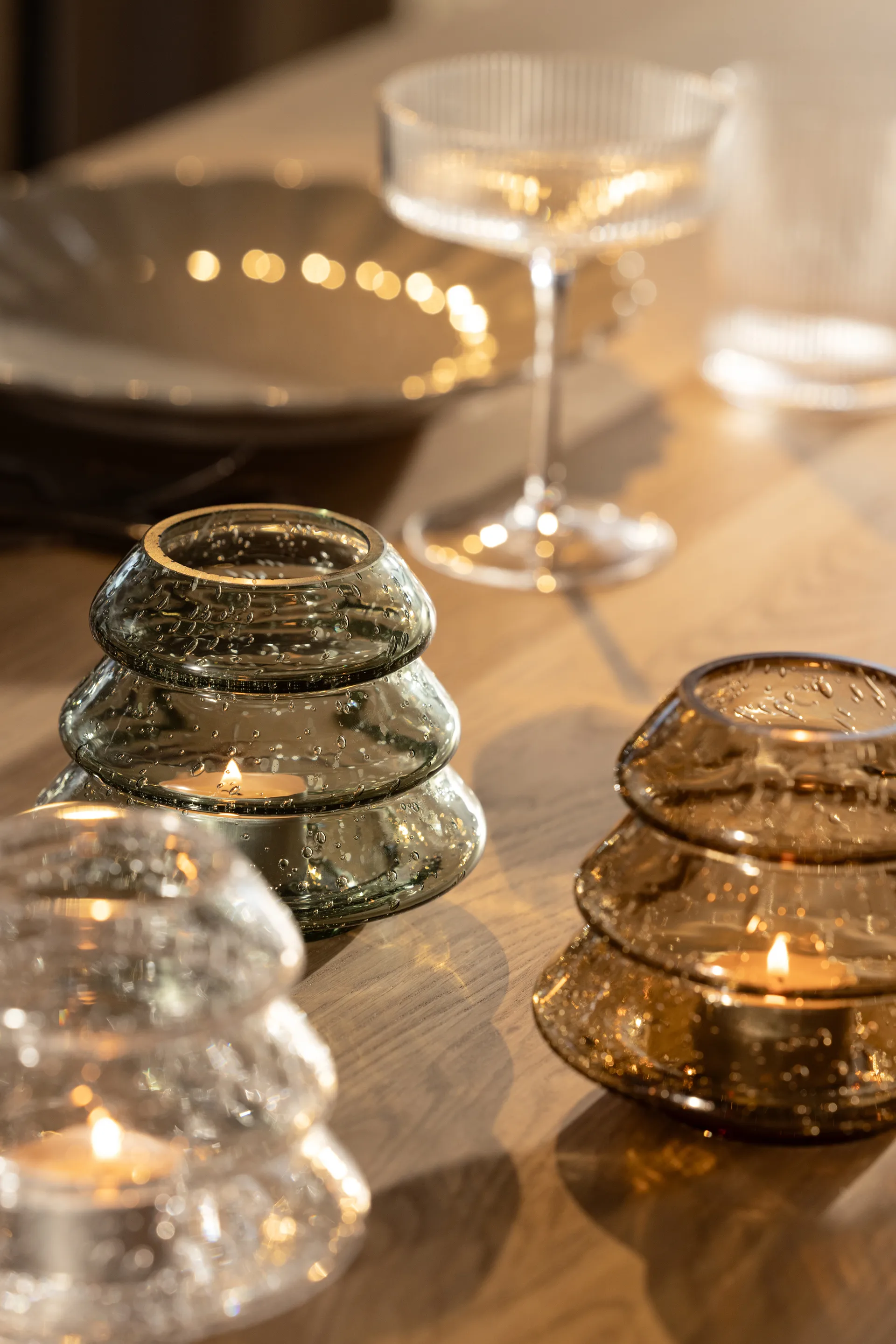 Gran 12 tuikkukynttilänpidike., Vihreä Globen Lighting