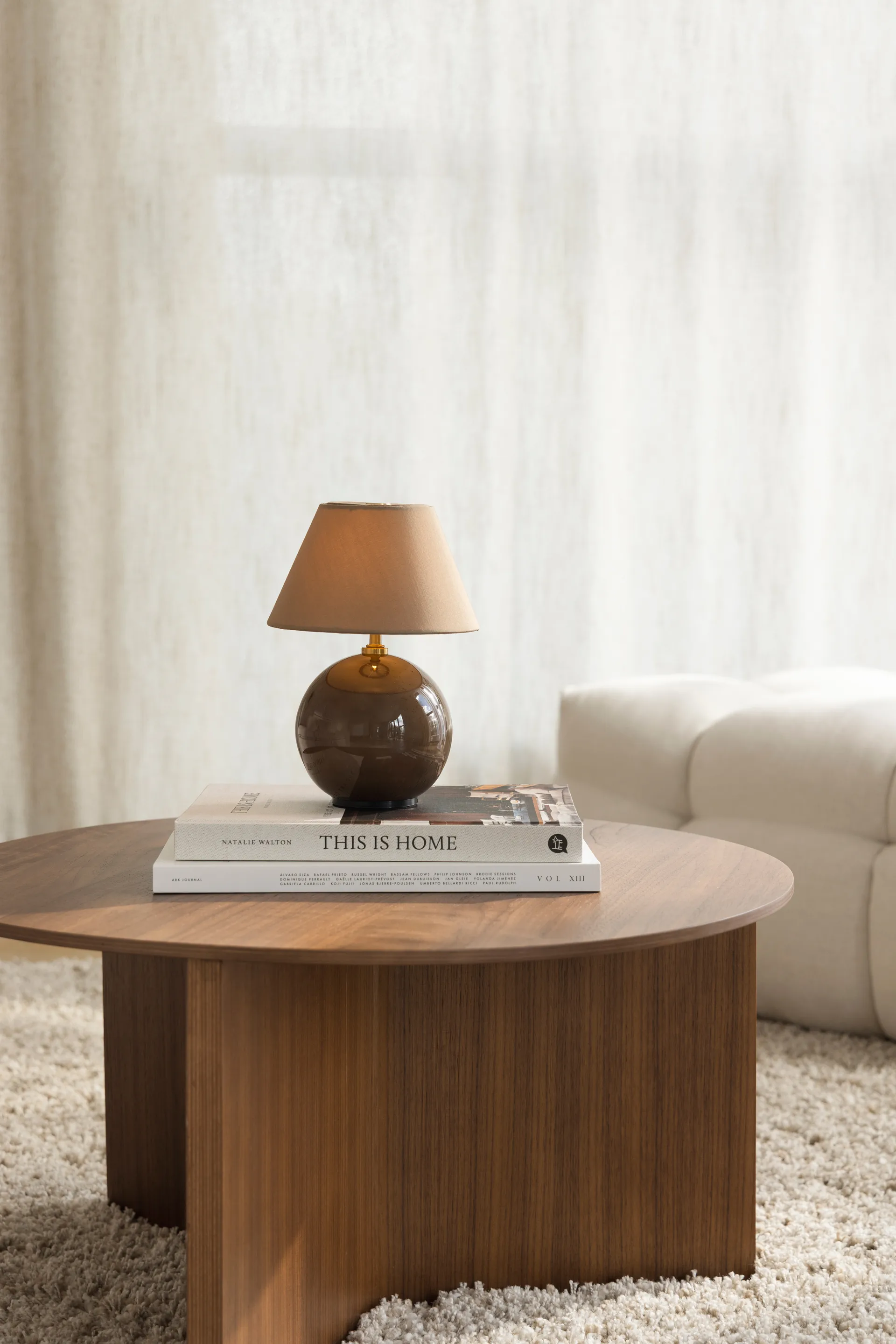 Iris 16 kannettava pöytävalaisin, Mocha Globen Lighting