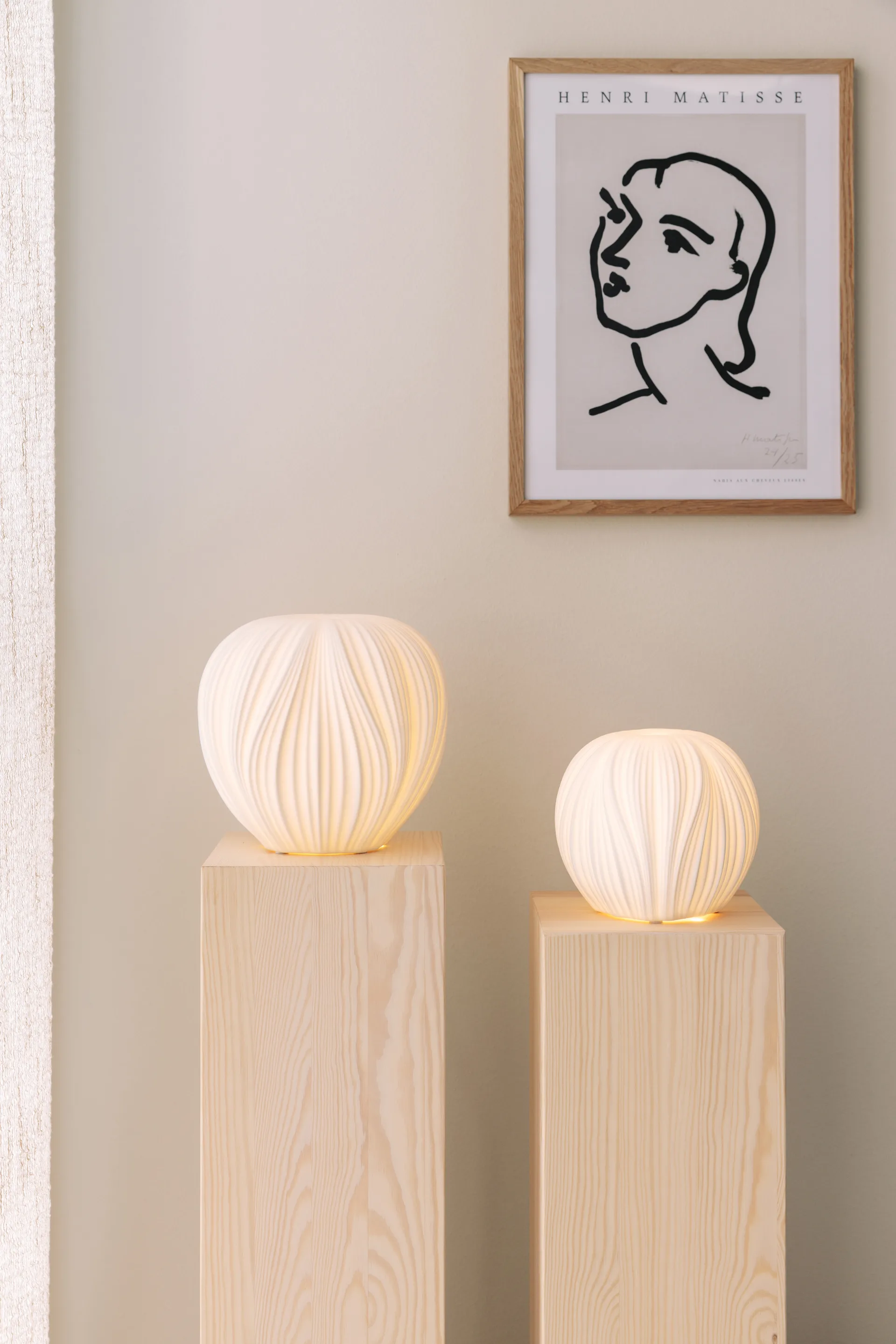 Milo pöytävalaisin, Valkoinen, 16 cm Globen Lighting