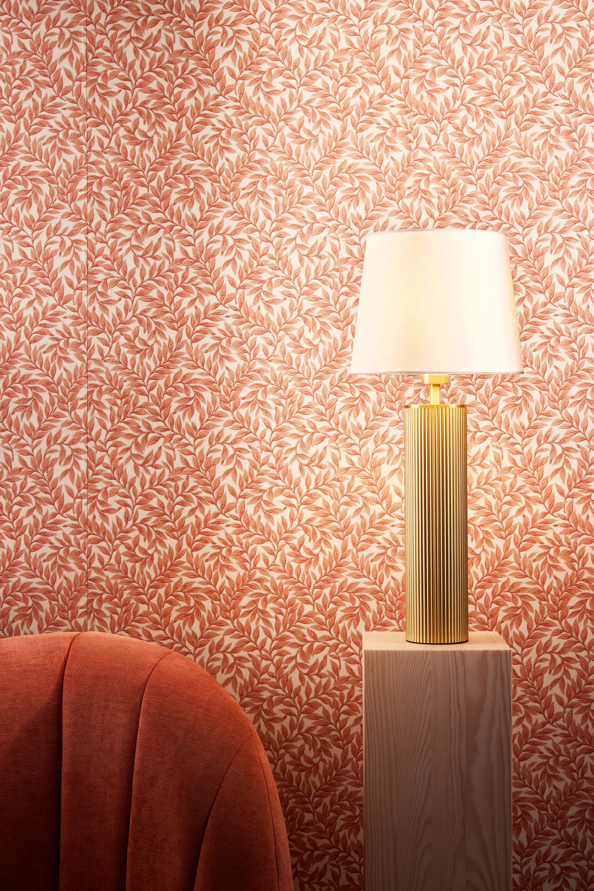 Rib 8 pöytävalaisin, Harjattu messinki Globen Lighting