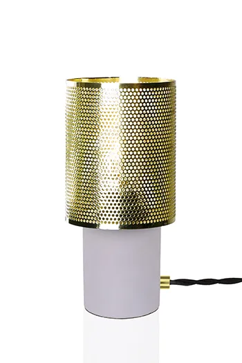 Rumble pöytävalaisin, Harjattu messinki Globen Lighting