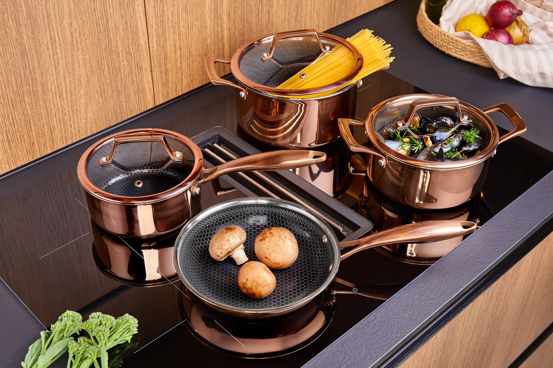 Hâws Santo kattila kannella hybridipinnoite 1,5 L, Ruusu-kulta Hâws