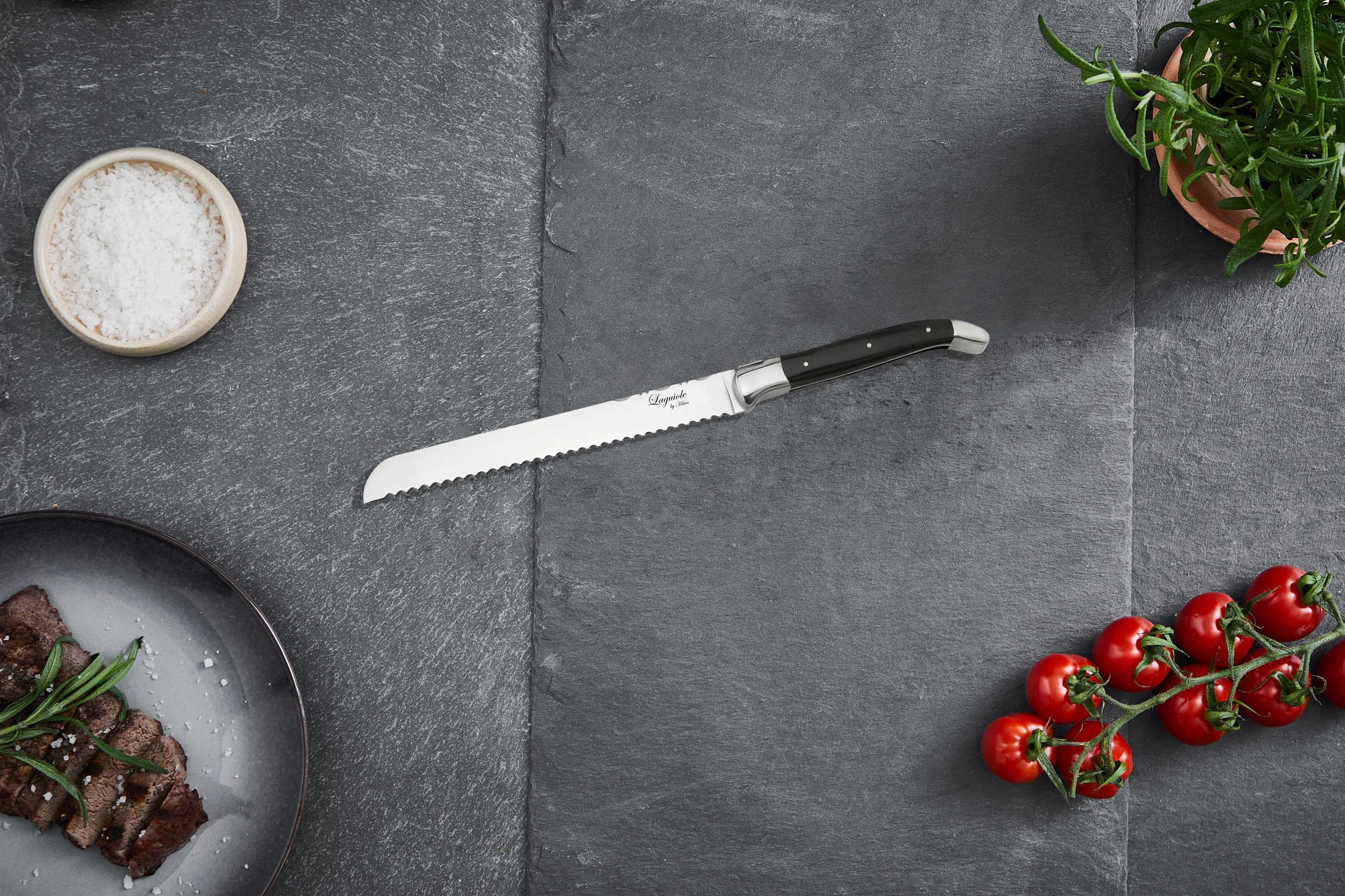 Laguiole by Hâws leipäveitsi 24,4 cm, Musta Hâws