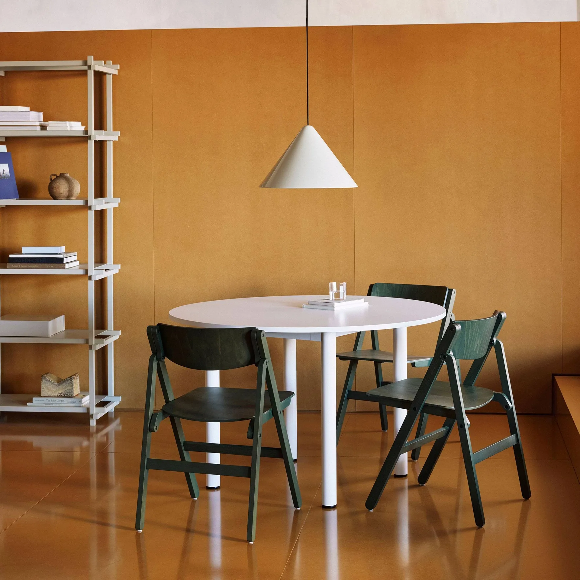 Backflip Chair tuoli, Cedar green -lakattu pyökki HAY