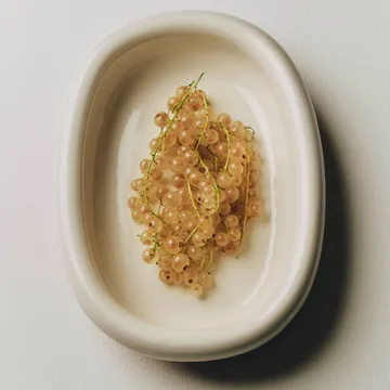 Barro ovaali tarjoiluvati - Off-white, small 20x27,5 cm - HAY