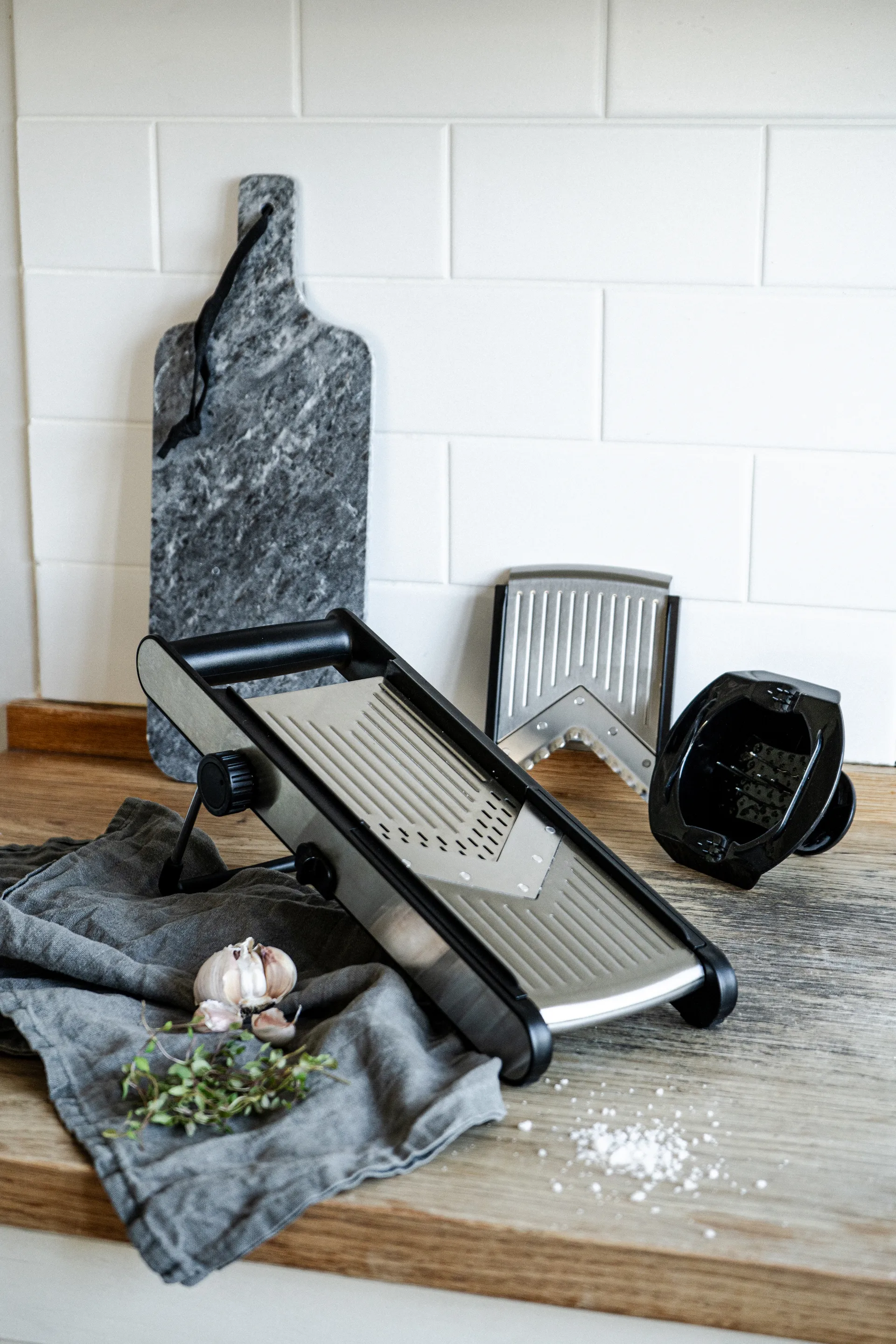 Heirol mandoliini V-terä, Ruostumaton teräs 32×12 cm Heirol