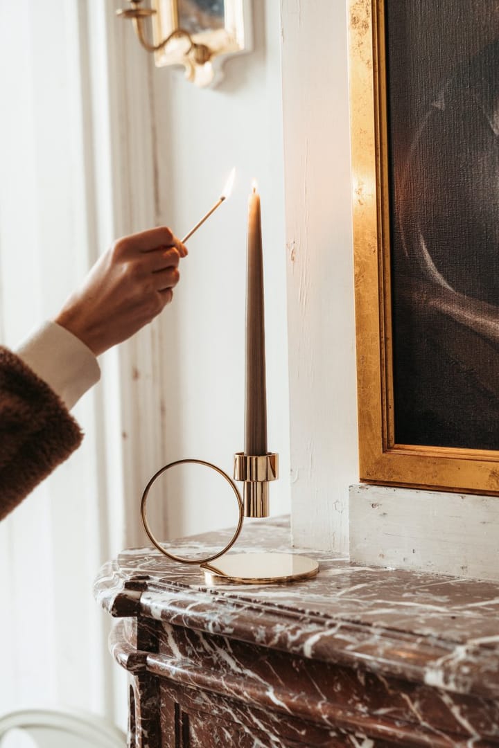 Insieme kynttilänjalka, Kiinteä messinki Hilke Collection