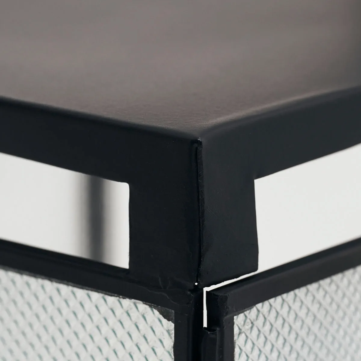 Blaze lyhty 25 cm, Musta antiikkiesine House Doctor