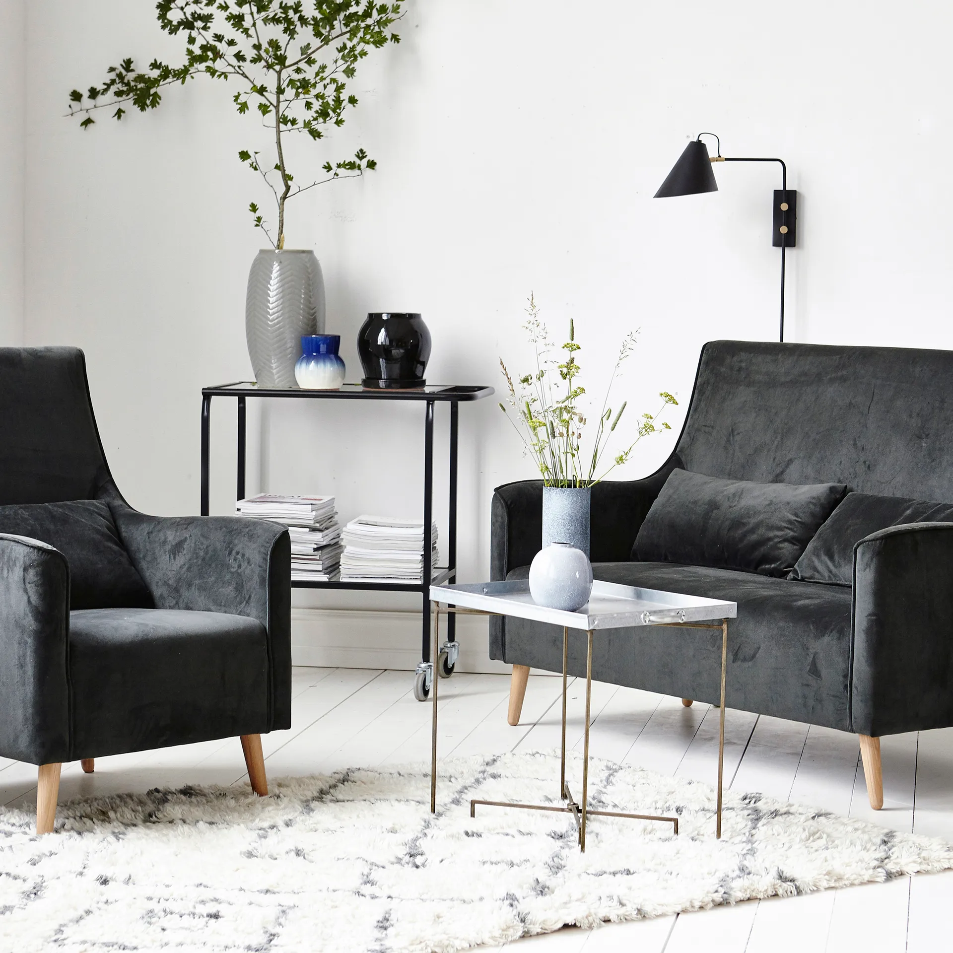 Club seinävalaisin, yhdellä varrella House Doctor