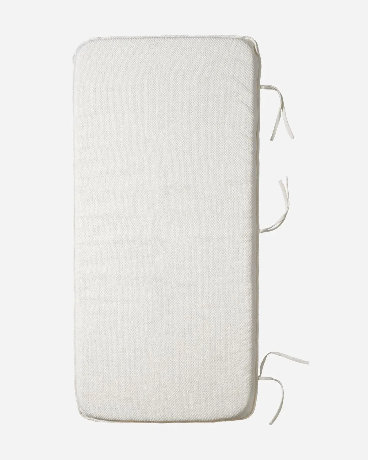 House Doctor Puna istuintyyny pehmusteella 73x170 cm Off white