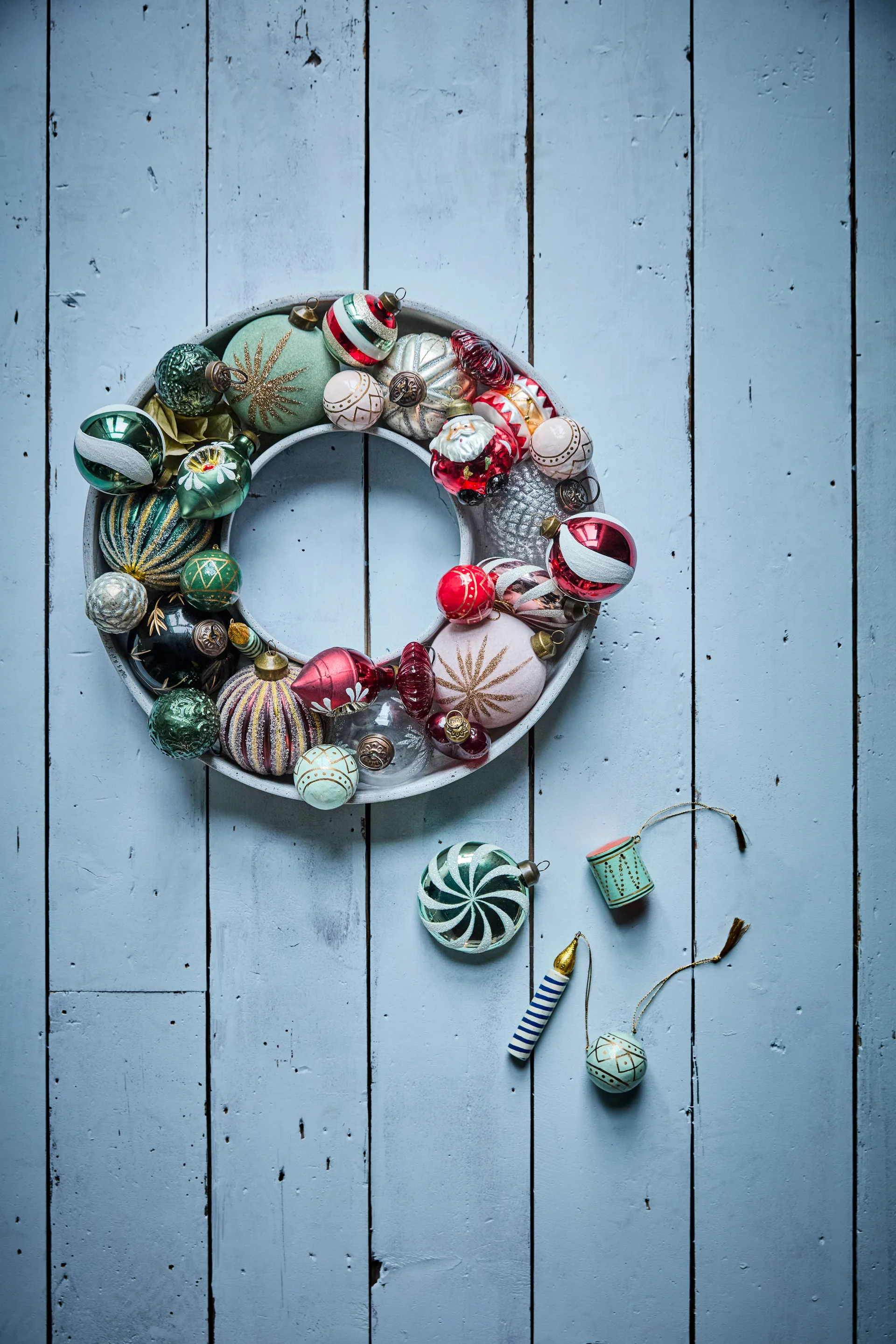 The Ring kynttilänjalka pöytäkynttilälle Ø45 cm, Betoni House Doctor