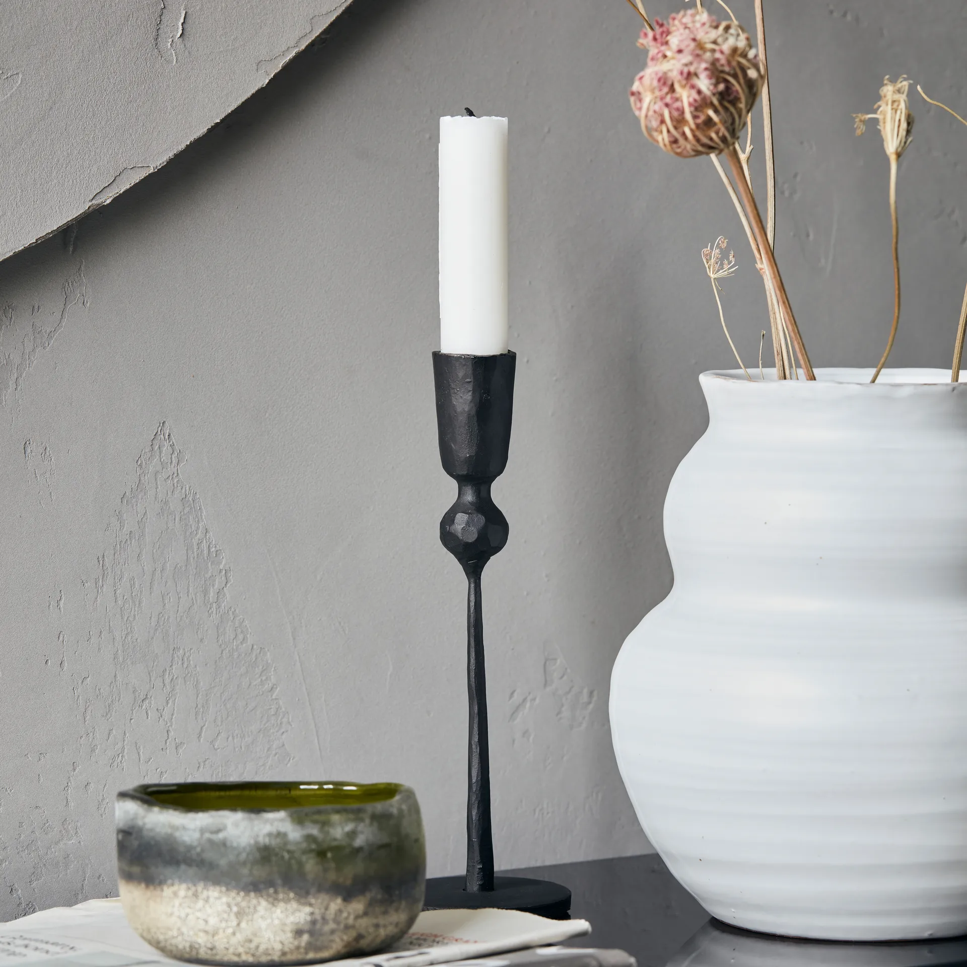 Trivo kynttilänjalka 18 cm, Musta House Doctor