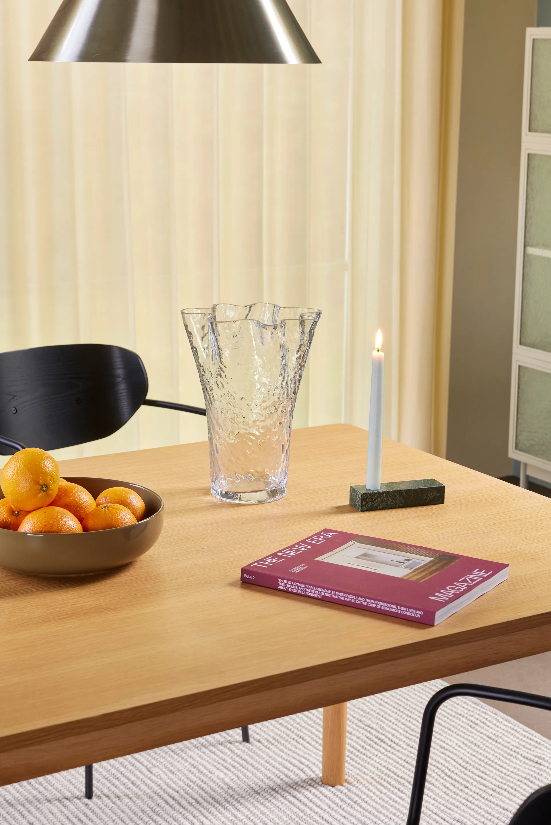 Ruffle-maljakko, Kirkas Hübsch Interior