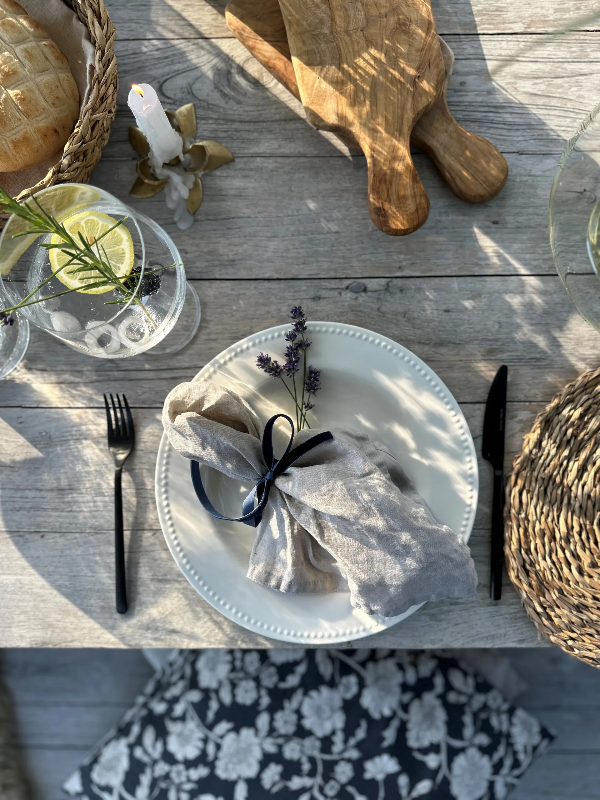 Essence & Dots illallisen aloitussetti 32 osaa - Kermanvalkoinen Iittala