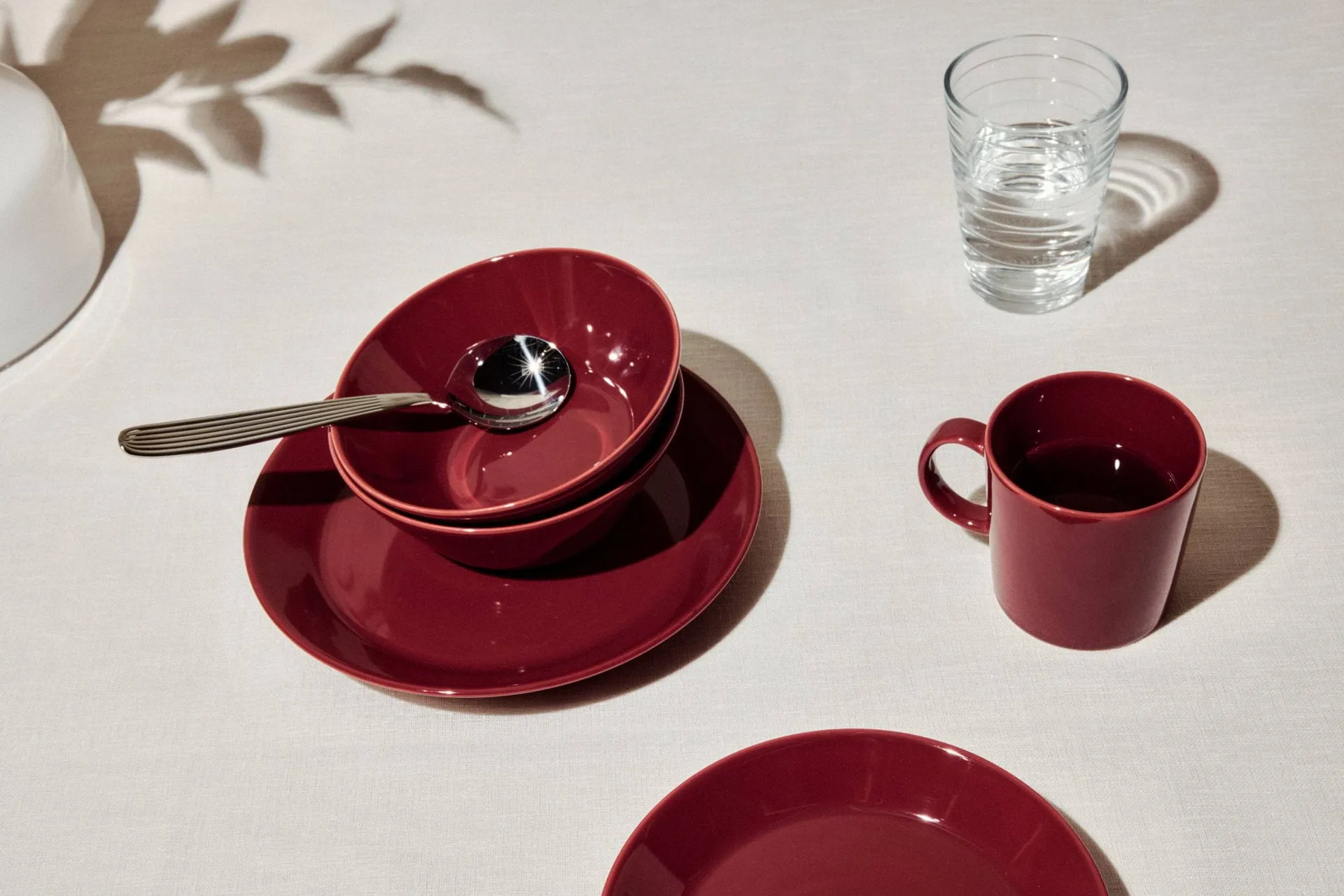 Teema syvä lautanen, Kirsikka Iittala