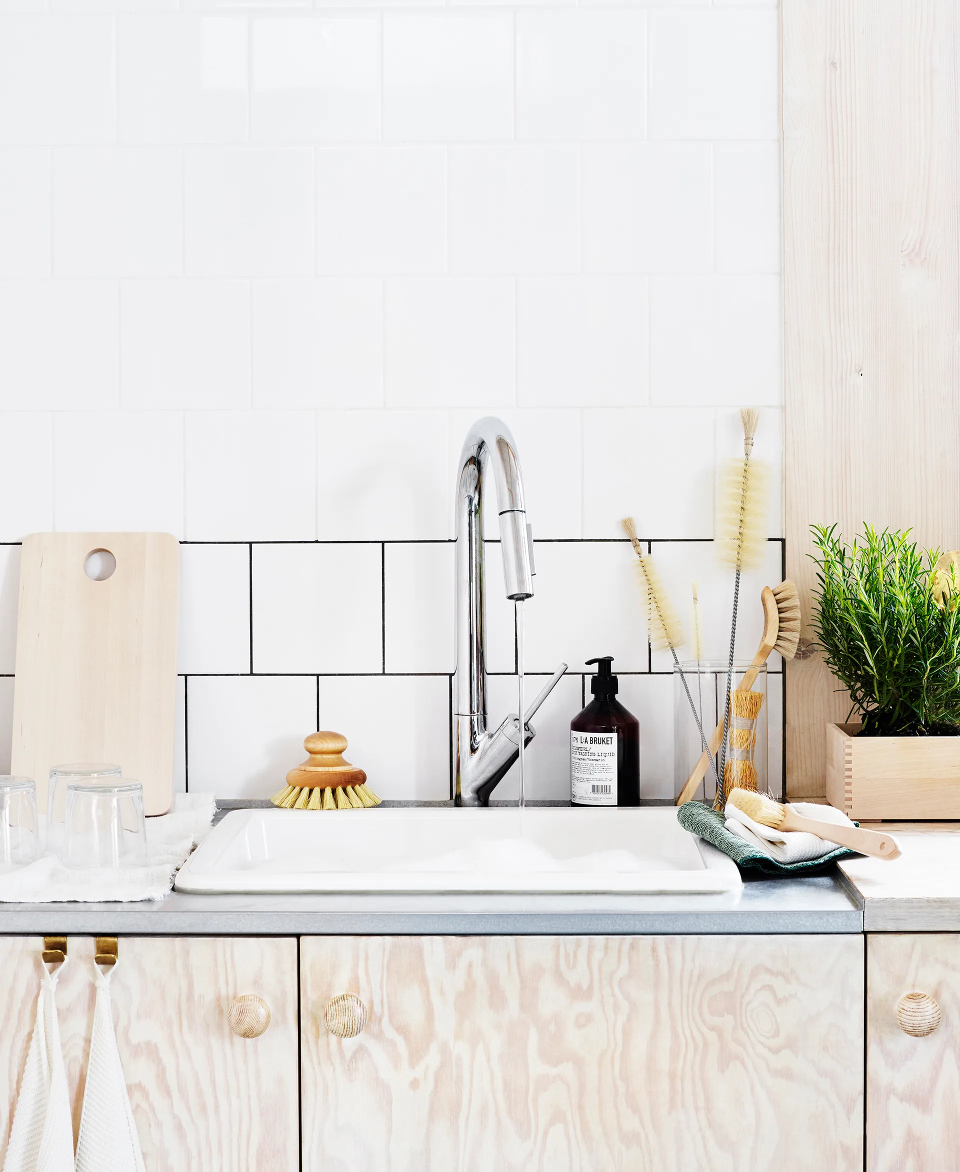 Iris Hantverk -leikkuulauta, 32,5 x 18,5 cm Iris Hantverk