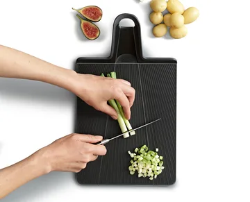 Chop2pot leikkuulauta plus musta - Suuri - Joseph Joseph