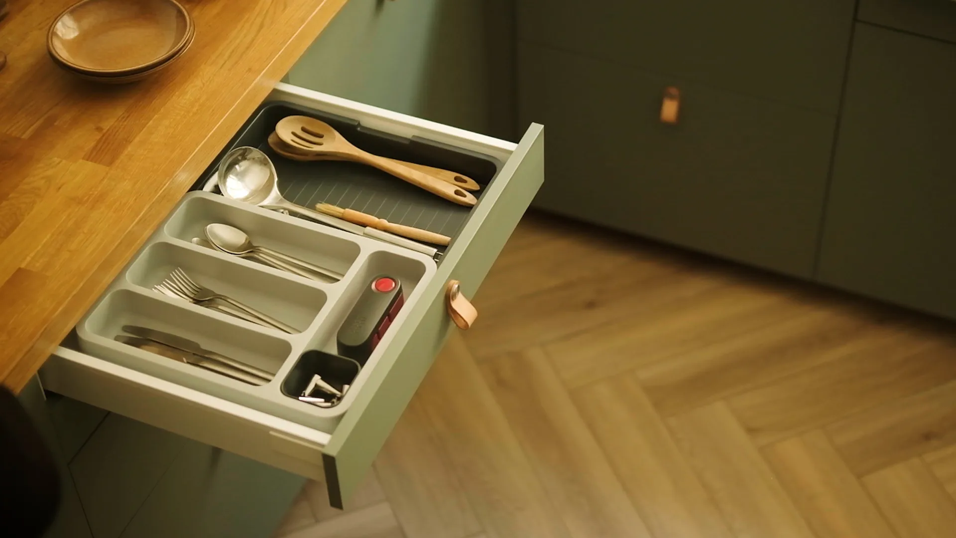 Drawerstore ulosvedettävä aterinlokero 27,8 cm, Harmaa Joseph Joseph