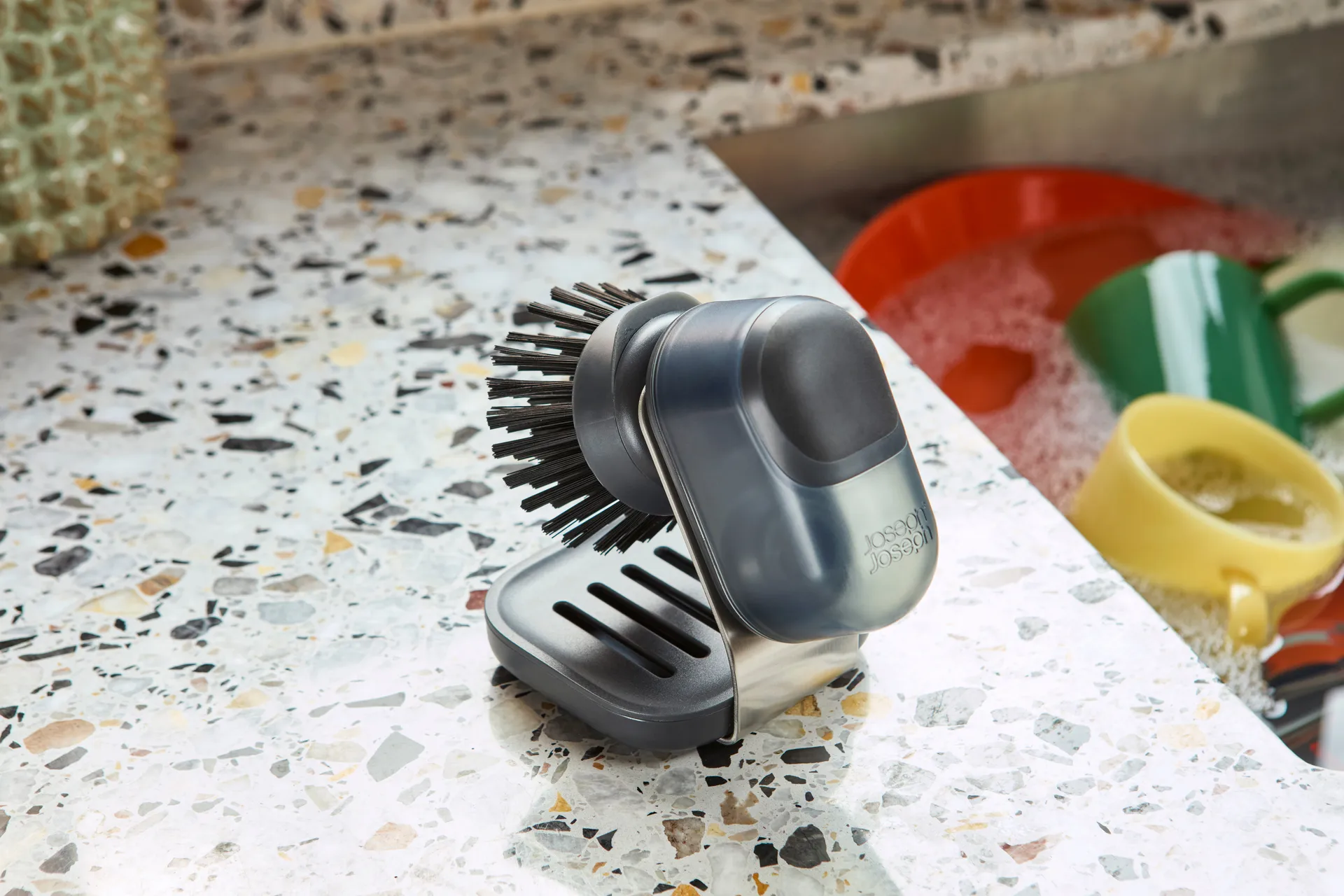 Joseph Joseph Sinktech käsinpesuharja jalustalla, Läpinäkyvä Joseph Joseph