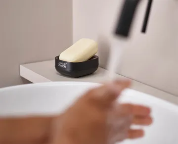 Siro kompakti saippuakuppi 8,4 cm - Musta - Joseph Joseph