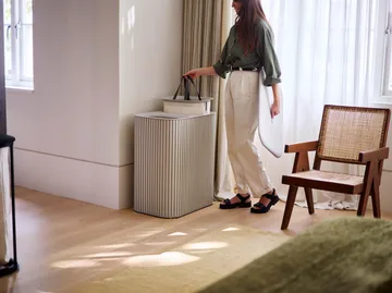 Tota Luxe pyykkikori 90 L - Ecru - Joseph Joseph