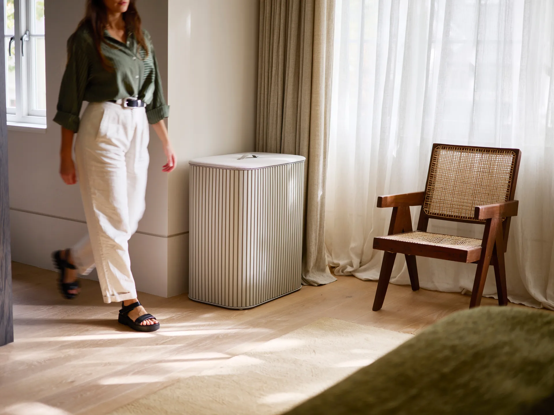 Tota Trio Luxe pyykkikori 90 L, Ecru Joseph Joseph