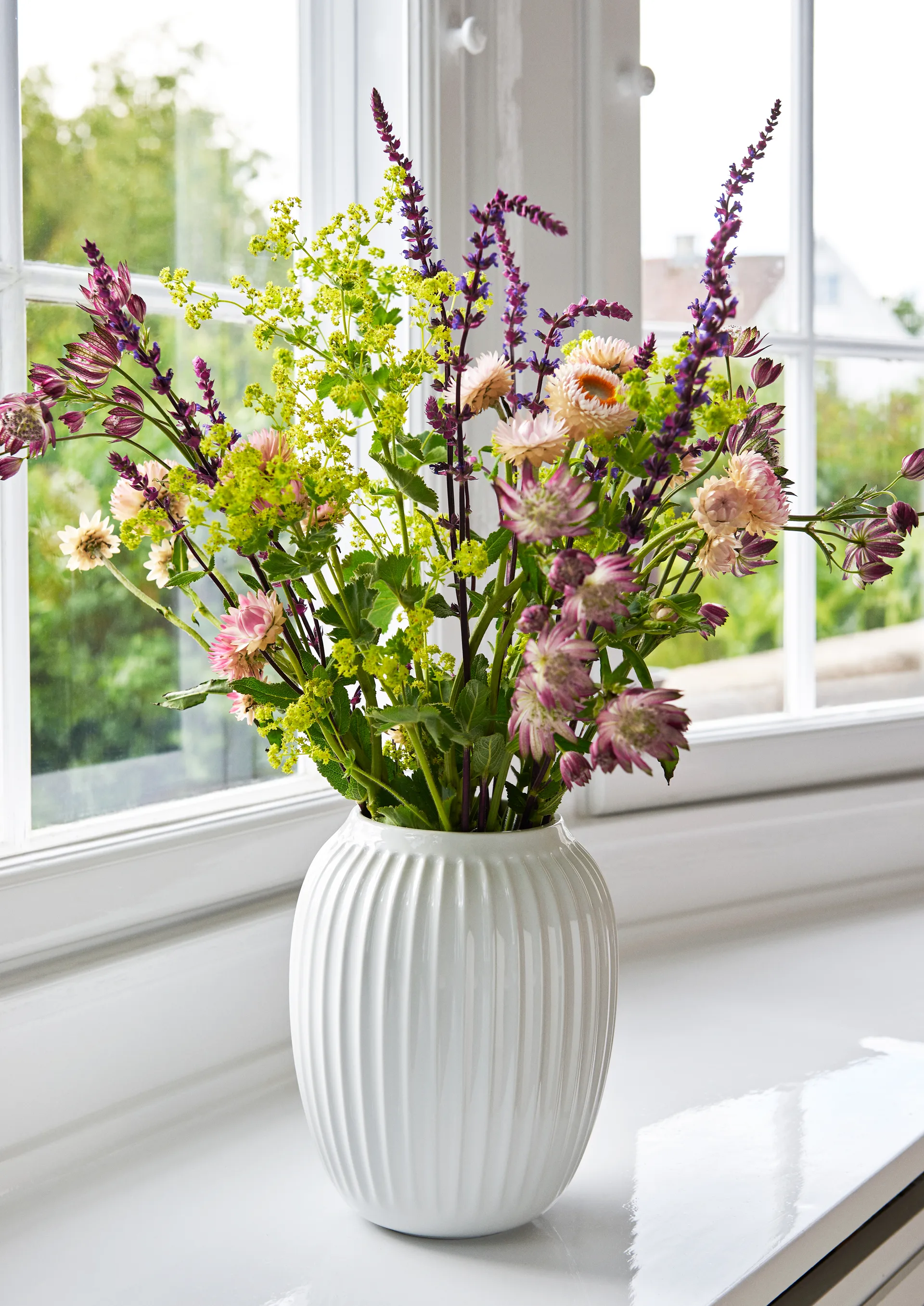 Hammershøi maljakko keskikokoinen, valkoinen Kähler