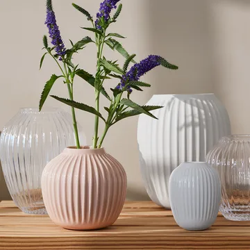 Hammershøi maljakko keskikokoinen - valkoinen - Kähler