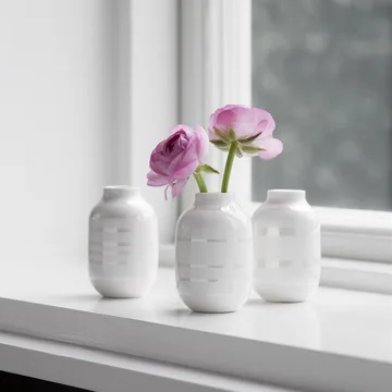 Omaggio miniatyyrimaljakko 3 kpl - helmiäinen-valkoinen - Kähler