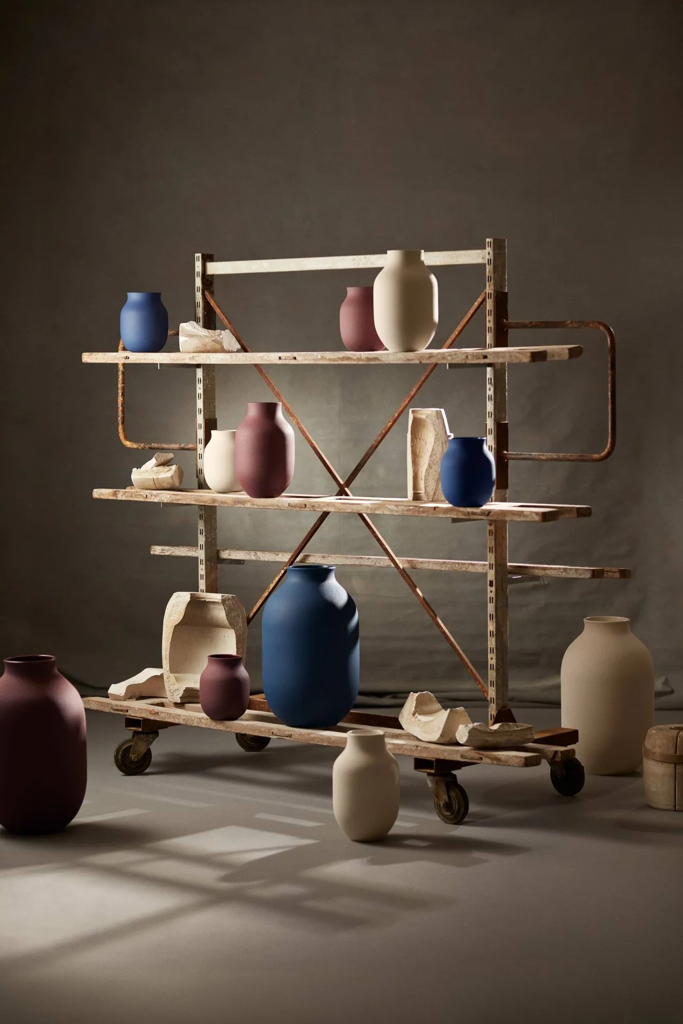 Studio Omaggio maljakko, Bordeaux, 50 cm Kähler