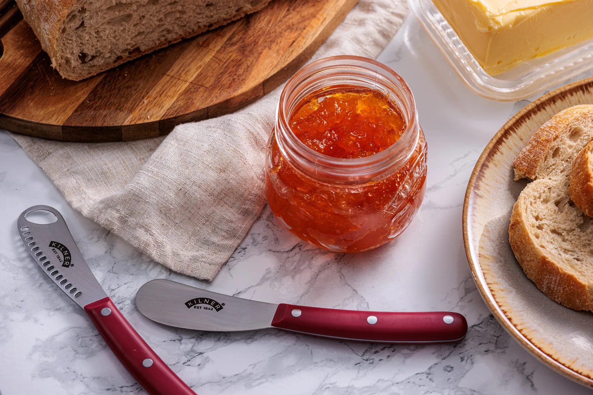 Kilner voiveitsisetti, Punainen ruostumaton teräs Kilner