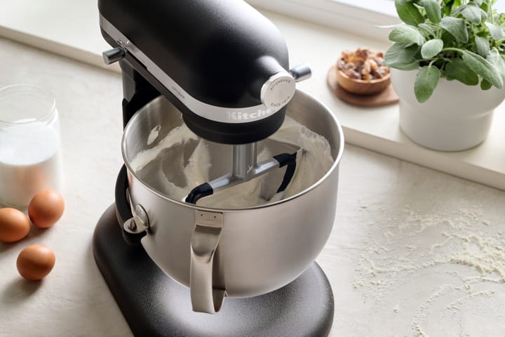Artisan 5KSM70 keittiökone nostovarrella, 6,6 L, Cast iron black KitchenAid