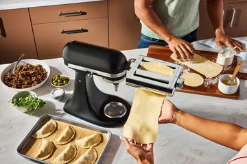 KitchenAid 3-in-1 pastalisäosa yleiskoneeseen - Metalli - KitchenAid