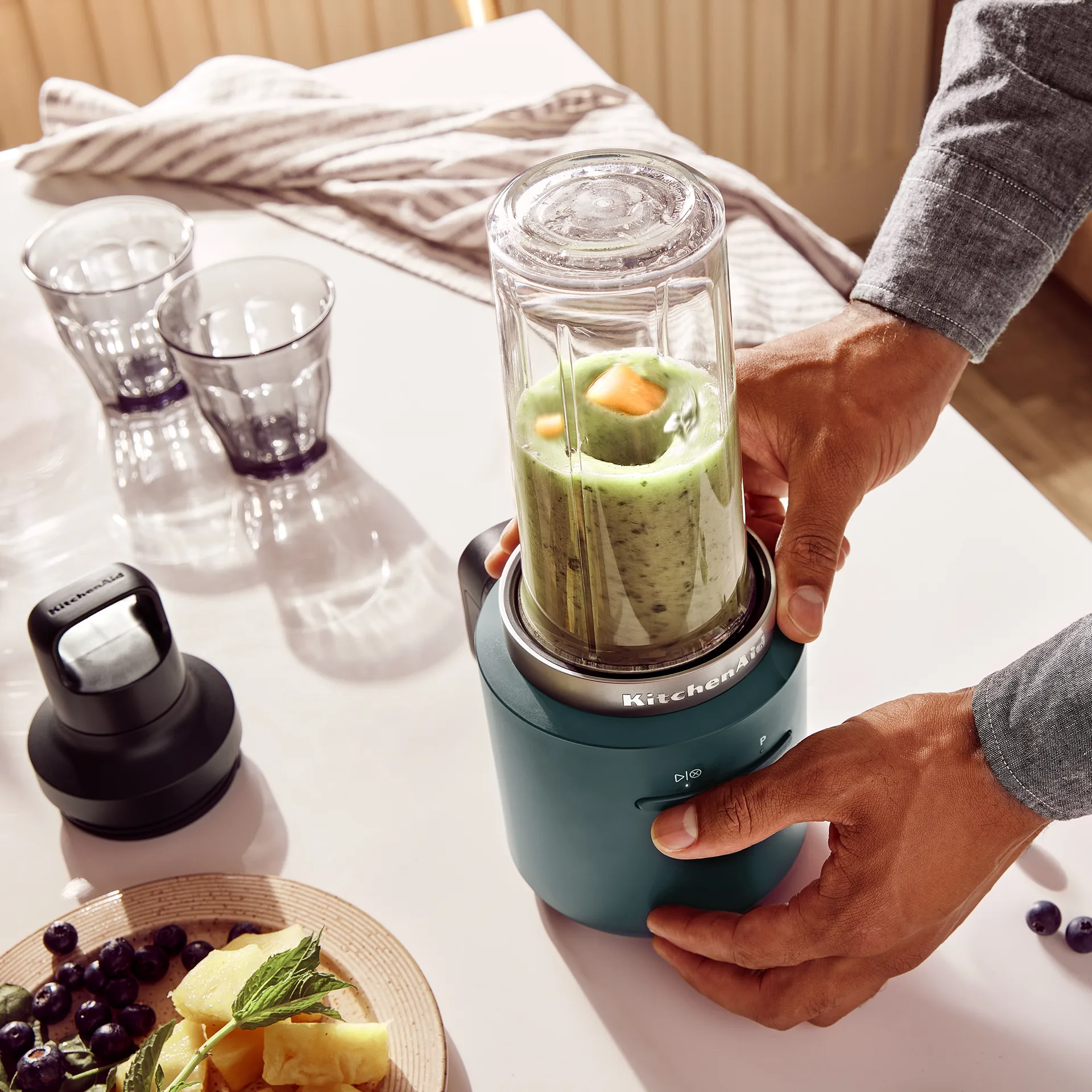 KitchenAid Go kannettava tehosekoitinastian, Läpinäkyvä KitchenAid
