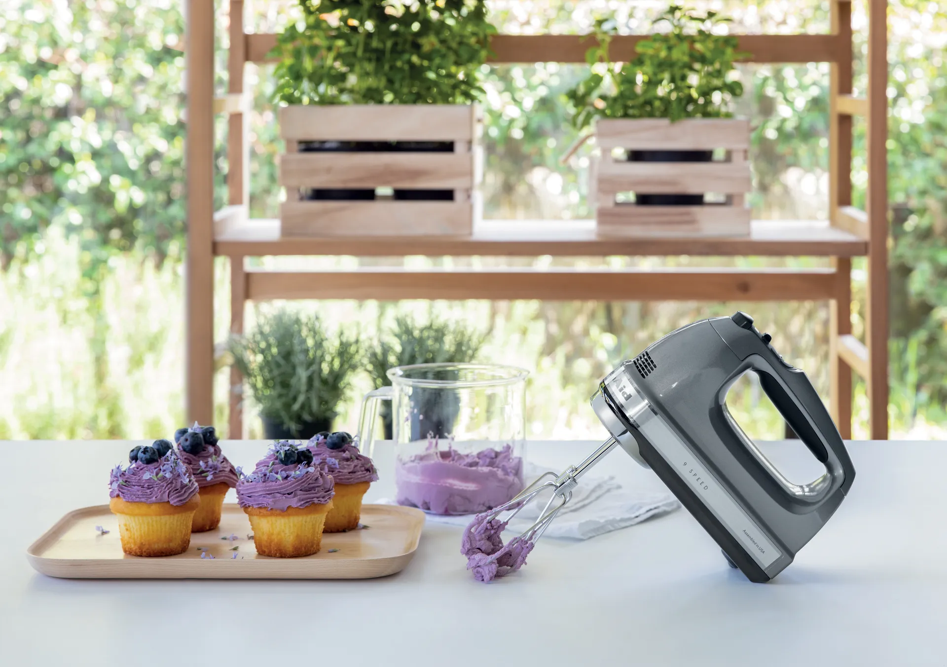 KitchenAid sähkövatkain 9 nopeutta 85W, Contour silver KitchenAid