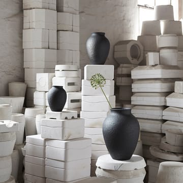 Knabstrup maljakko 20 cm - Musta - Knabstrup Keramik
