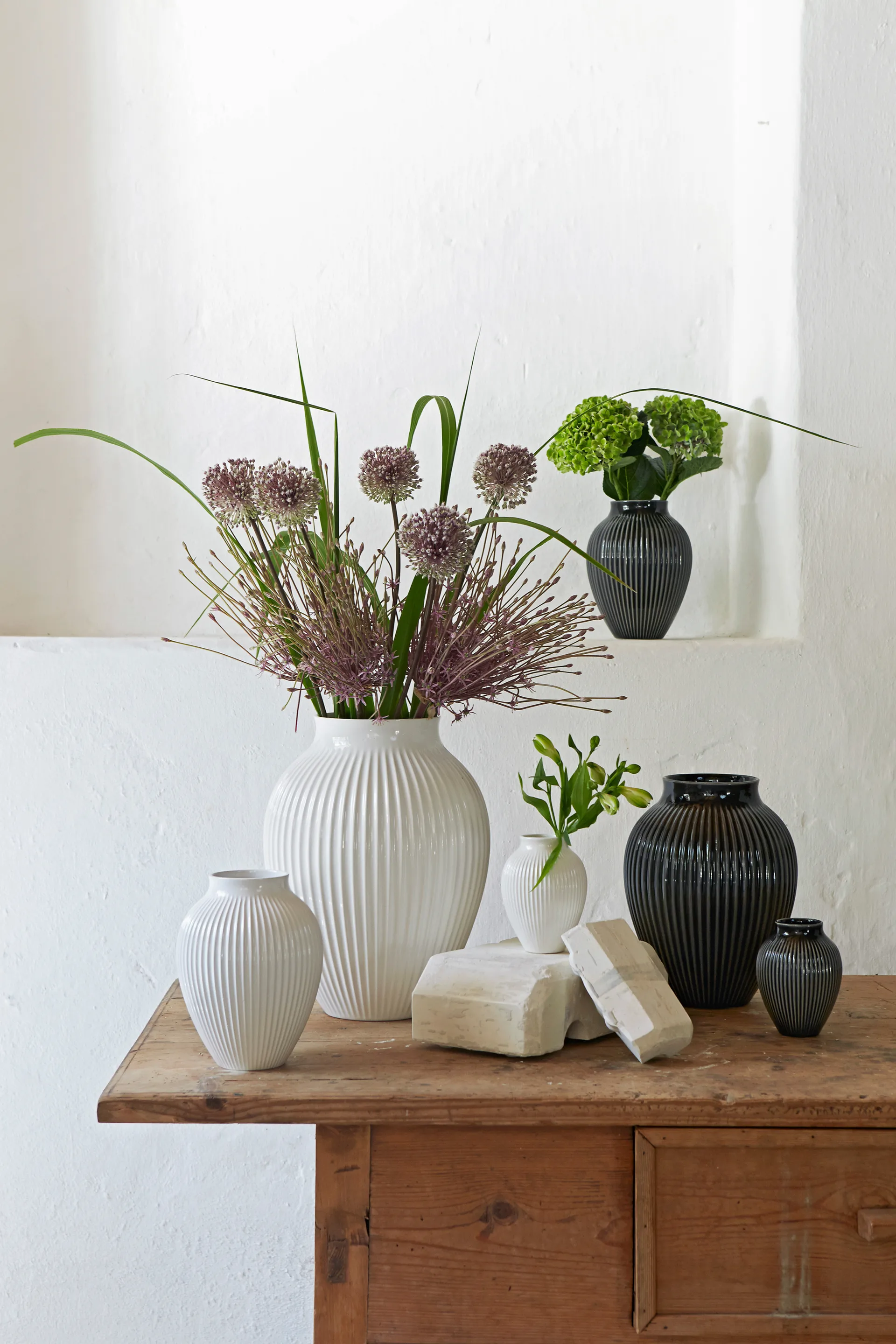 Knabstrup maljakko uritettu 35 cm, Valkoinen Knabstrup Keramik