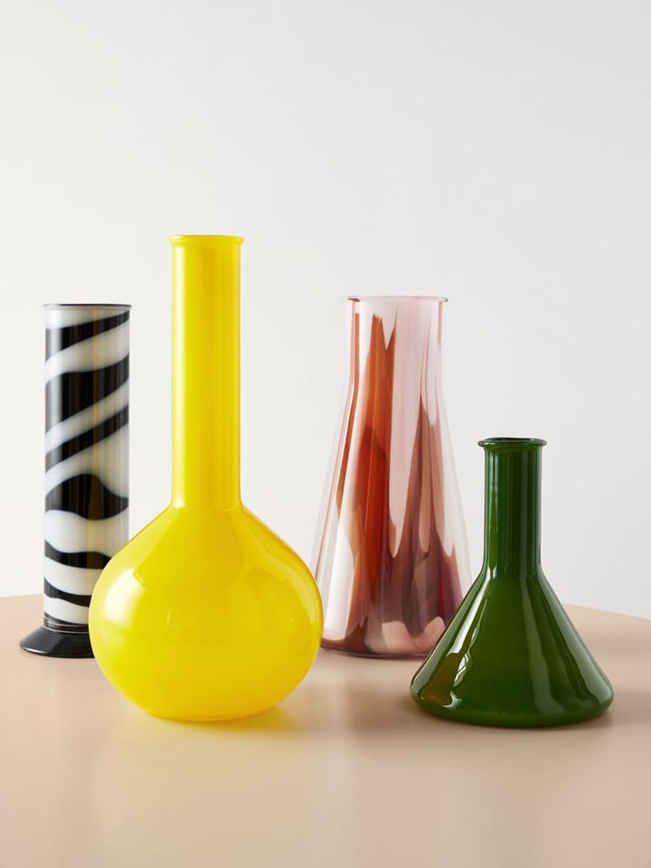 Lab erlenmeyer maljakko 30,5 cm, Punainen-valkoinen-pinkki Kosta Boda