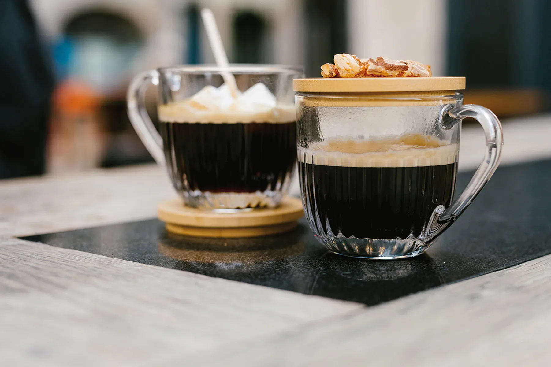 Ouessant muki kannella ja aluslautasella 2 kpl, Transparent-bambu La Rochère