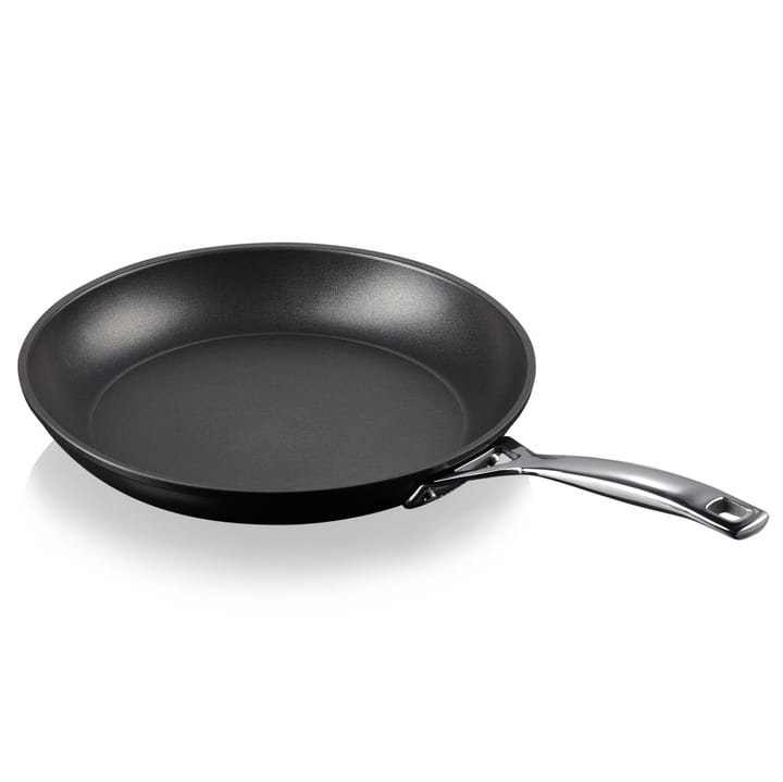 Le Creuset alumiininen paistinpannu - 4,5x28 cm - Le Creuset