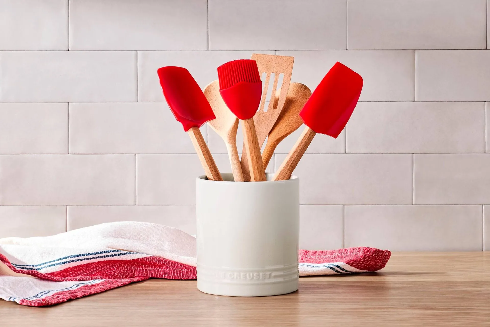 Le Creuset Signature lasta, Cerise, medium Le Creuset