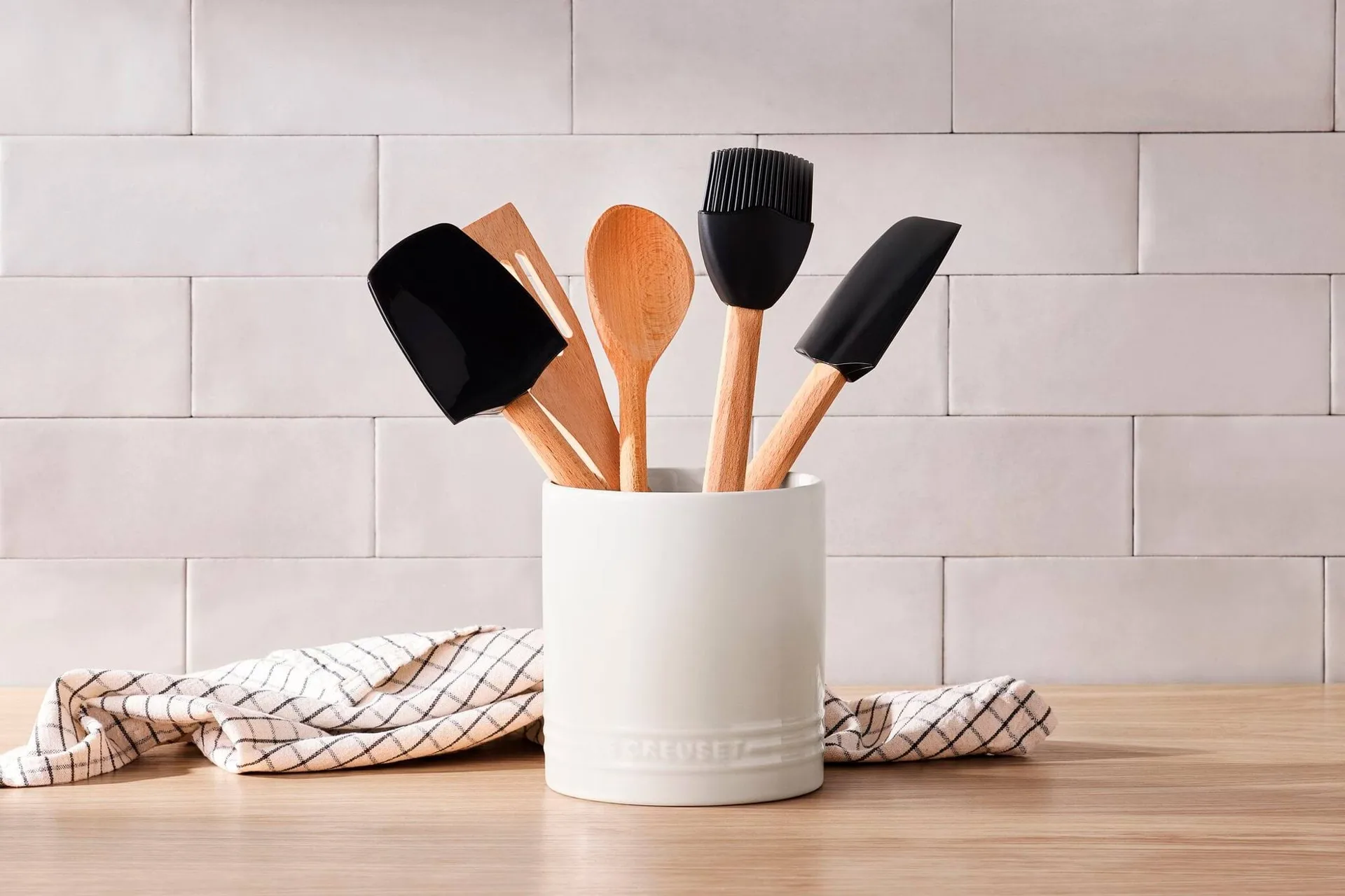 Le Creuset Signature leivontapensseli silikoni, Black Le Creuset