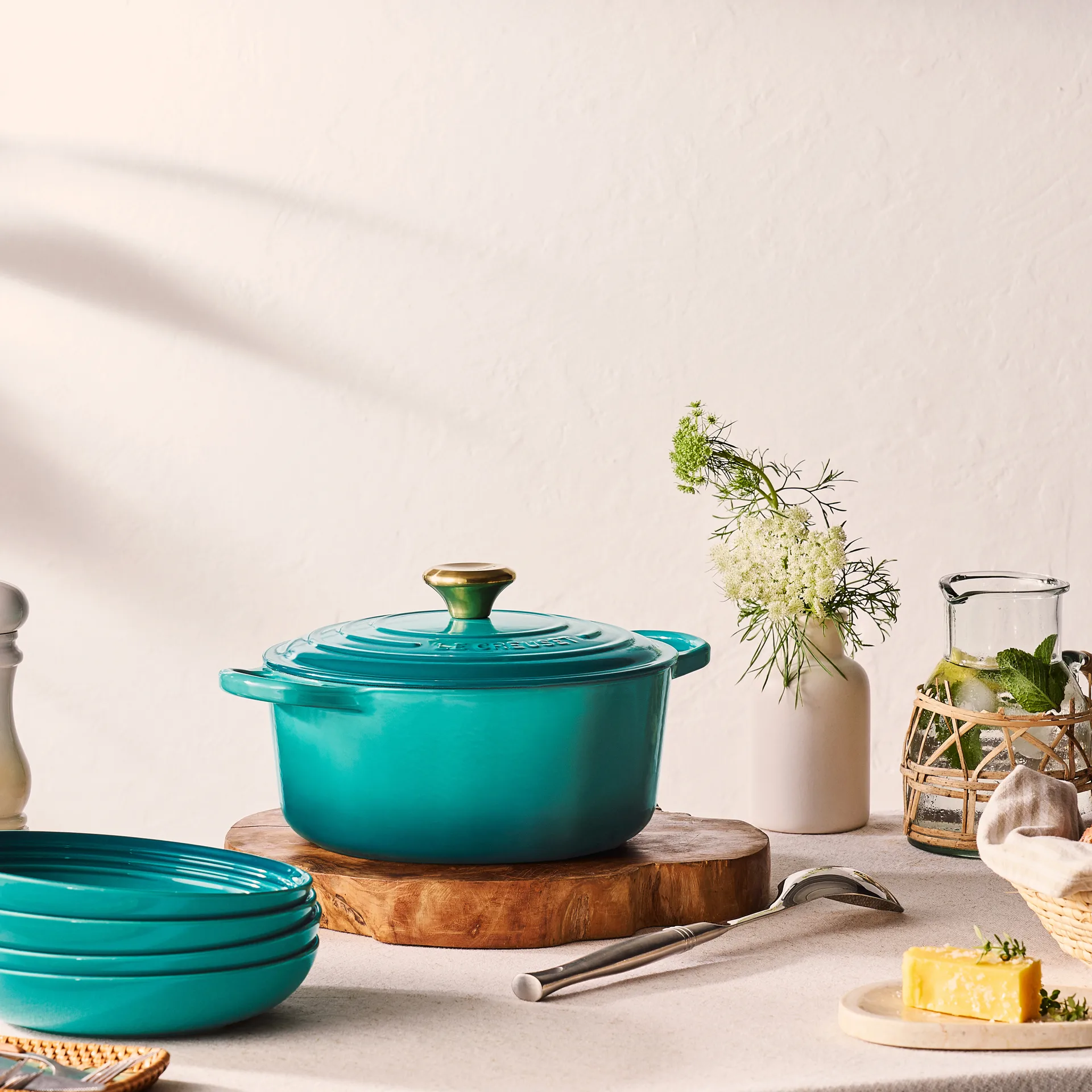 Le Creuset Signature -pastalautanen 22 cm, Bleu Riviera Le Creuset