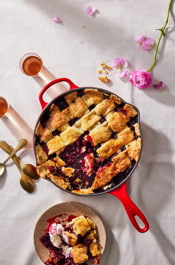 Le Creuset Signature syvä paistinpannu Ø 26 cm, Cerise Le Creuset