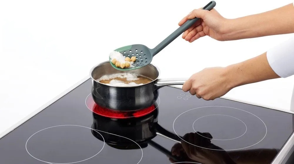 Lékué non scratch reikäkauha 28,5 cm, Vihreä Lékué