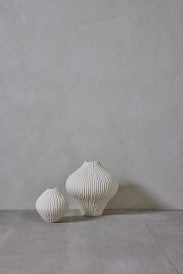 Esmia koristemaljakko 21 cm - Off white - Lene Bjerre
