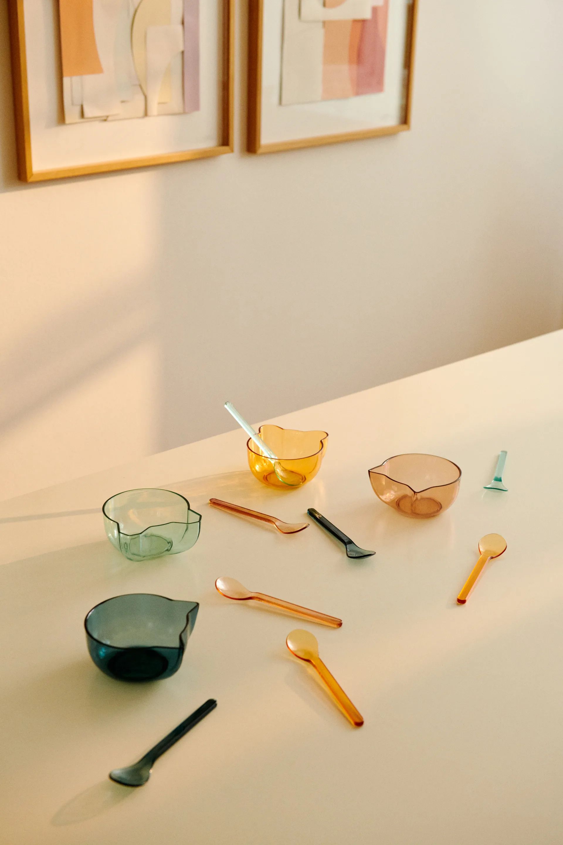 Berno Tritan skåli 27,5 cl 4 osaa, Indigo multi mix Liewood