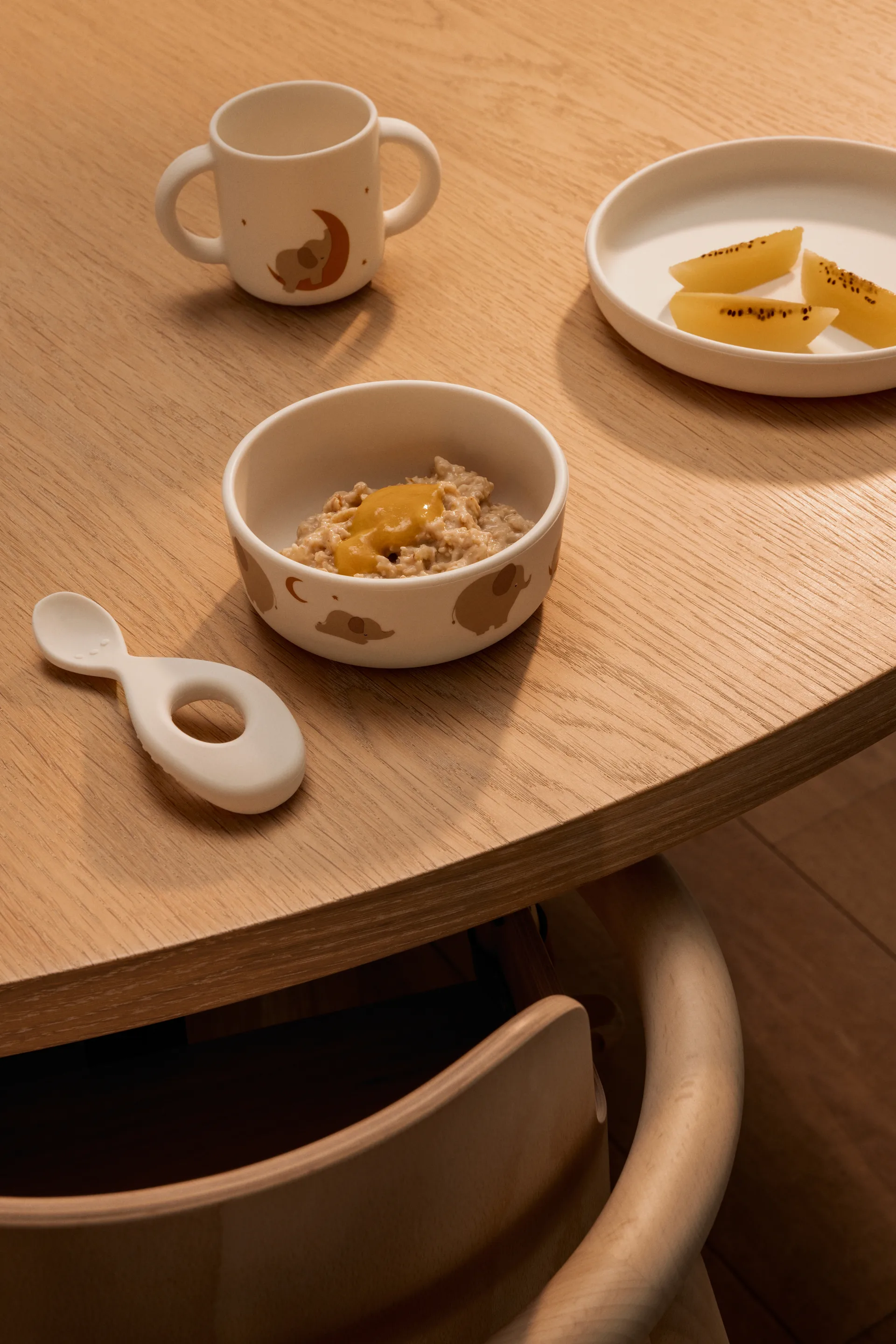 Vivi painettu astiasto 4 osaa, Elephant-Creme de la creme Liewood